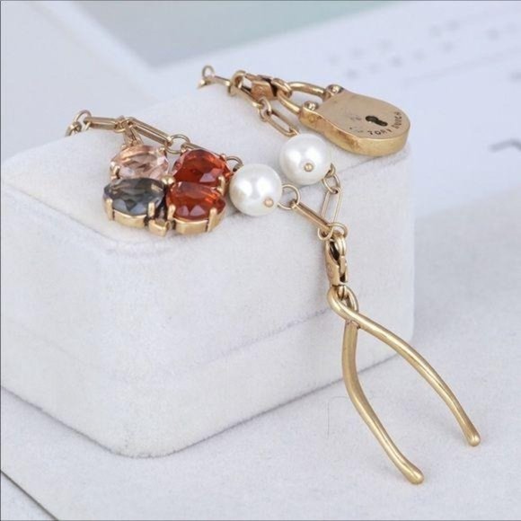 NWOT Tory Burch Clover Bass Christmas Necklace - Picture 8 of 8